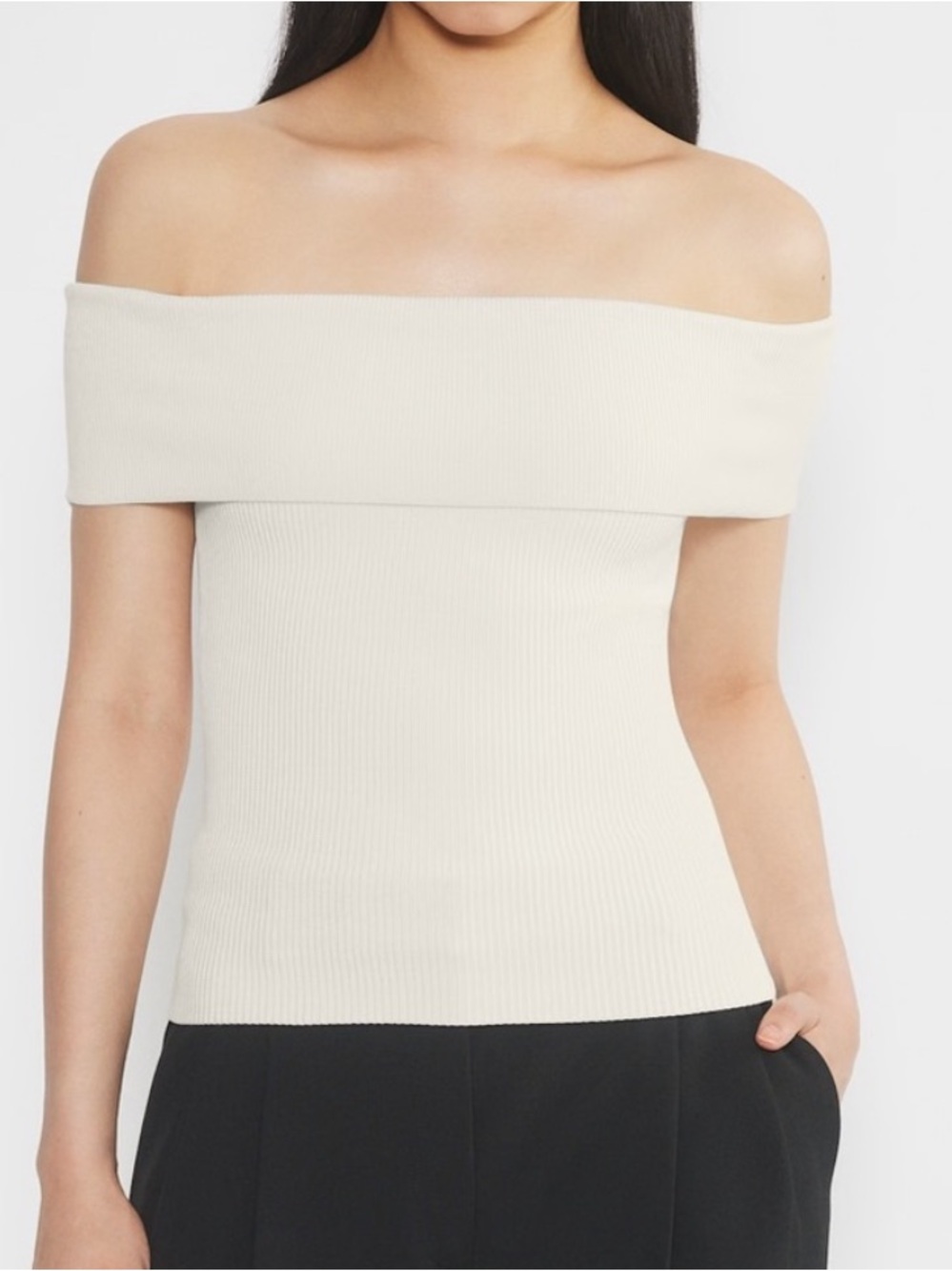 BNWT Babaton Off-Shoulder Sculpt Knit Sweater Top in Cream